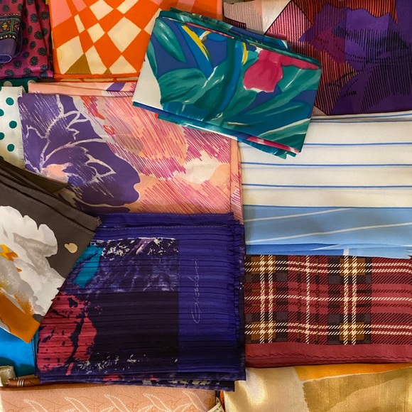 Lot of 29 long vintage scarves - Picture 5 of 7